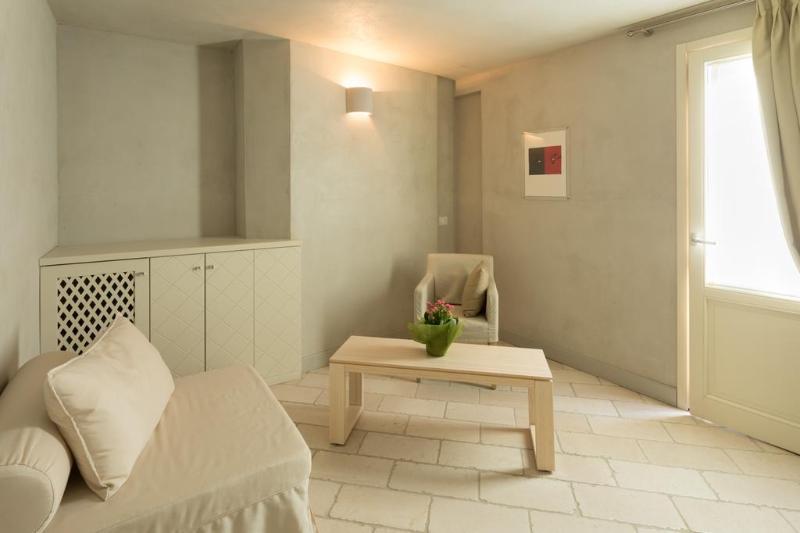 Il Cortiletto Hotel Maison 特雷斯努拉吉斯 外观 照片