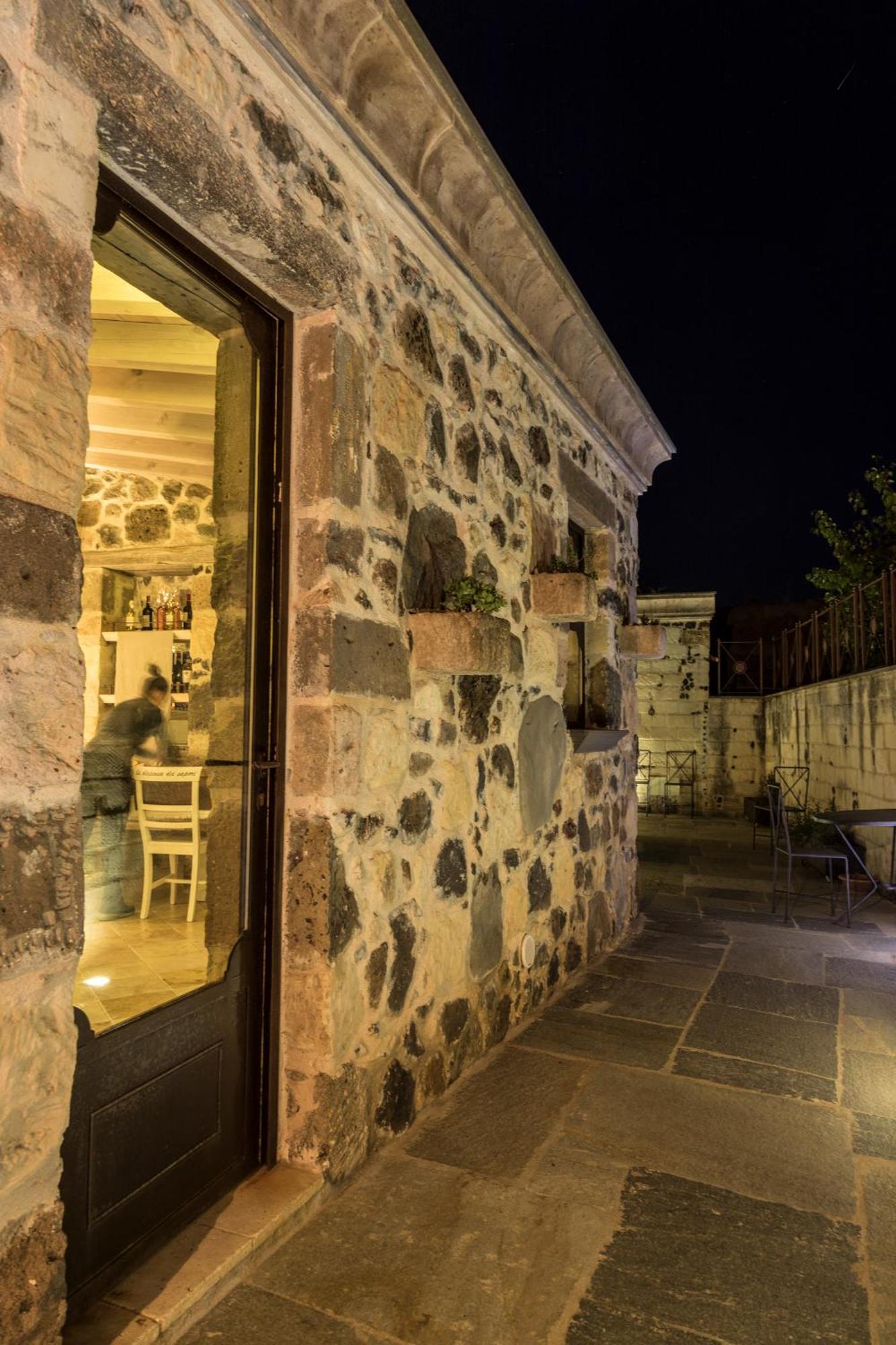 Il Cortiletto Hotel Maison 特雷斯努拉吉斯 外观 照片